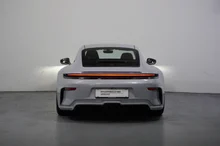 Porsche 911 GT3 mit Touring-Paket in eisgraumetallic