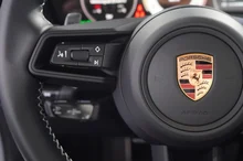 Porsche 911 GT3 mit Touring-Paket in eisgraumetallic