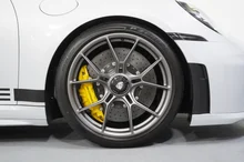 Porsche 911 GT3 mit Touring-Paket in eisgraumetallic