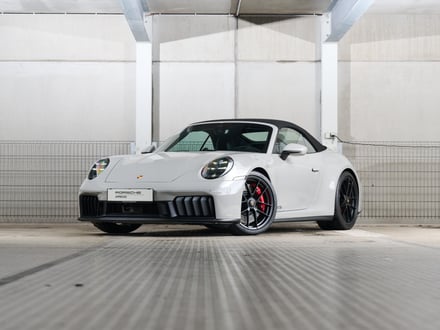 Porsche 911 Carrera 4 GTS Cabriolet