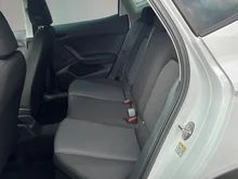 SEAT Arona Reference Edition 1.0 TSI in Candy-Weiß