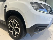 Dacia Duster II Prestige 4WD in weiss