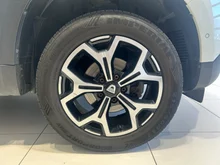 Dacia Duster II Prestige 4WD in weiss