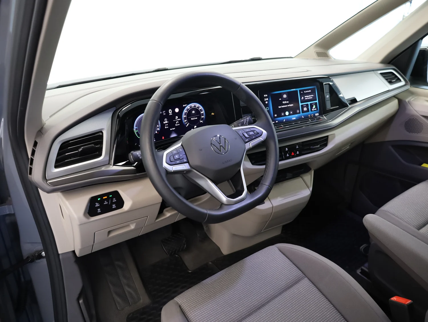 Bild eines California Beach eHybrid 180 kW 4M