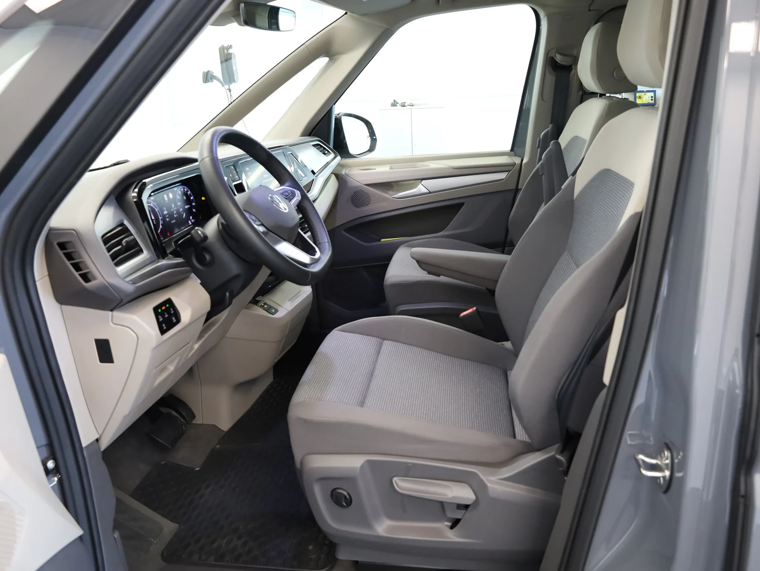 Bild eines California Beach eHybrid 180 kW 4M