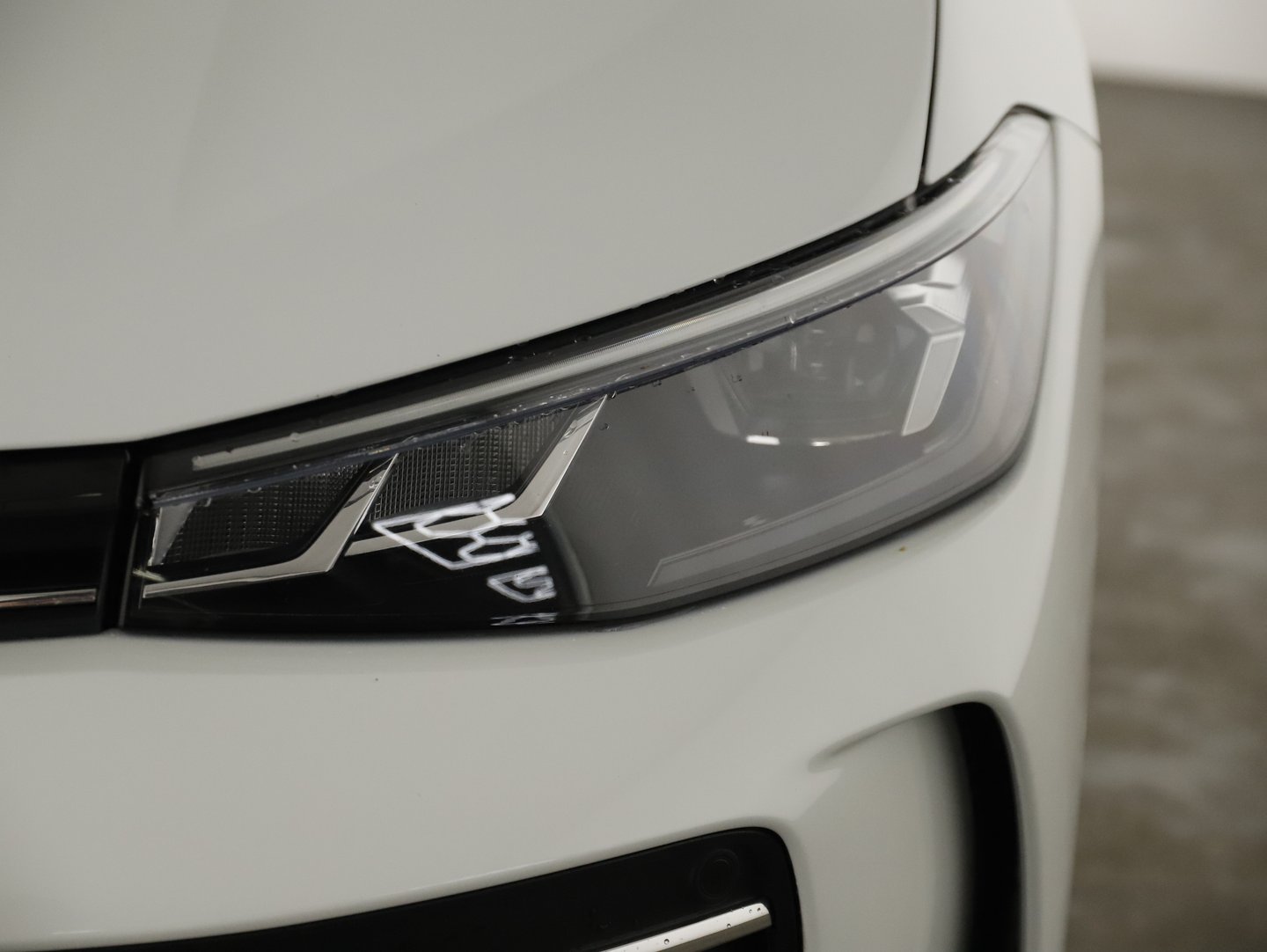 VW Passat Variant Business TDI DSG | Bild 23 von 23
