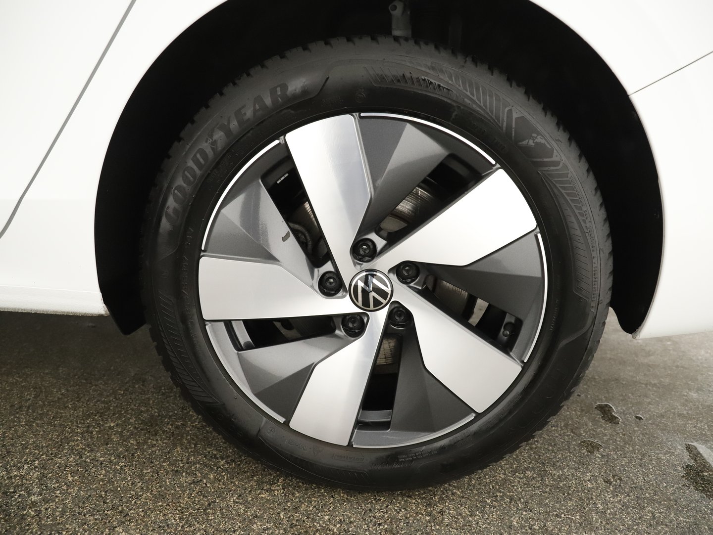 VW Passat Variant Business TDI DSG | Bild 3 von 23