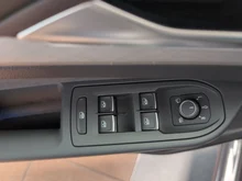 VW Golf Rabbit mHEV DSG in Delfingrau Metallic