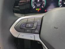 VW Golf Rabbit mHEV DSG in Delfingrau Metallic