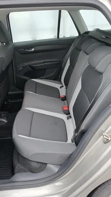 Thumbnail-Foto von Fahrzeug