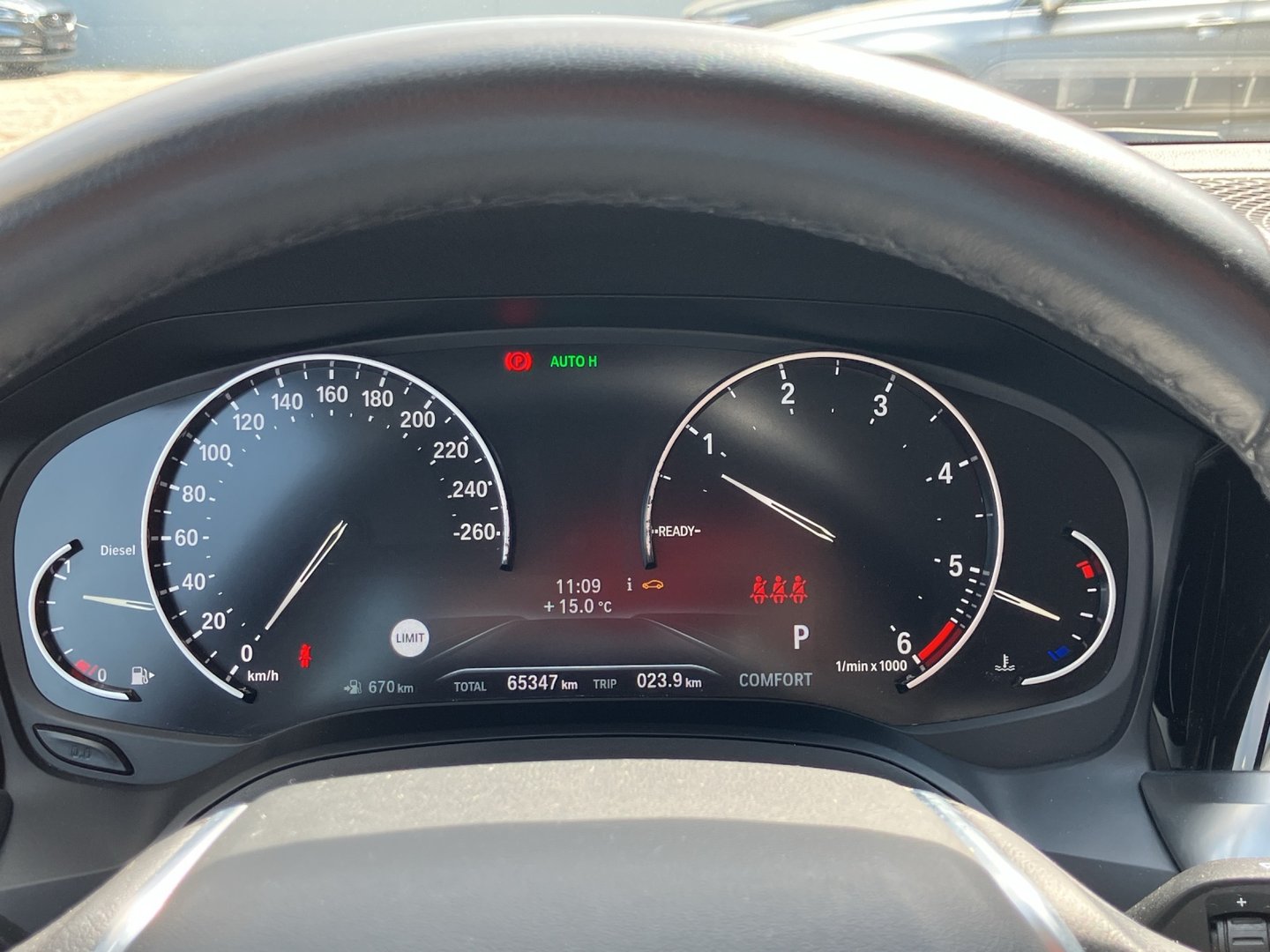 BMW 318d Touring | Bild 8 von 17