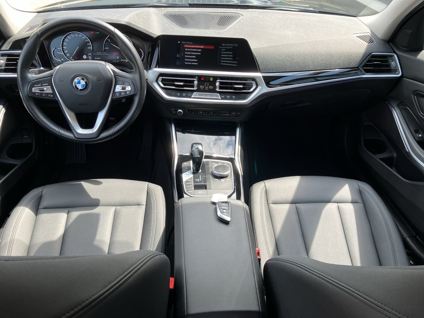 BMW 318d Touring | Bild 7 von 17