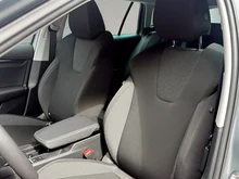 Škoda Octavia Combi Essence TSI mHEV DSG in Smokey Diamond-Silber Metallic
