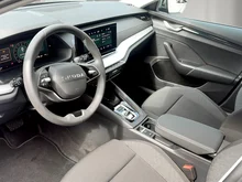 Škoda Octavia Combi Essence TSI mHEV DSG in Smokey Diamond-Silber Metallic