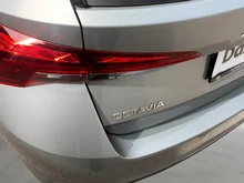 Škoda Octavia Combi Essence TSI mHEV DSG in Smokey Diamond-Silber Metallic