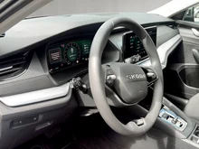 Škoda Octavia Combi Essence TSI mHEV DSG in Smokey Diamond-Silber Metallic