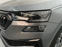 Škoda Karoq 4x4 Sportline TDI DSG in 5X Graphite-Grau Metallic