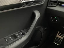 Škoda Karoq 4x4 Sportline TDI DSG in 5X Graphite-Grau Metallic
