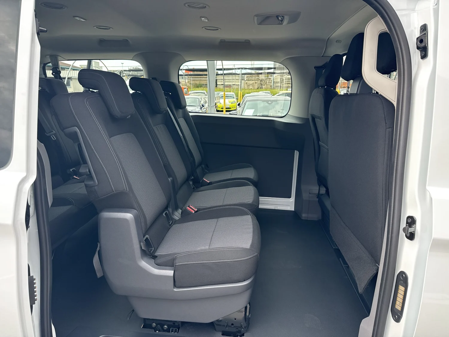 Bild eines Transporter Kombi TDI