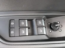 Audi e-tron Sportback 55 300 kW Business in Brillantschwarz