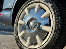 VW California Coast TDI 4MOTION in candyweiß/starlightblue metallic