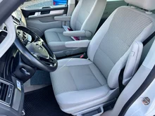 VW California Coast TDI 4MOTION in candyweiß/starlightblue metallic