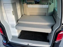 VW California Coast TDI 4MOTION in candyweiß/starlightblue metallic