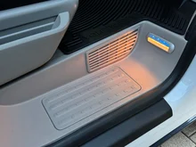 VW California Coast TDI 4MOTION in candyweiß/starlightblue metallic