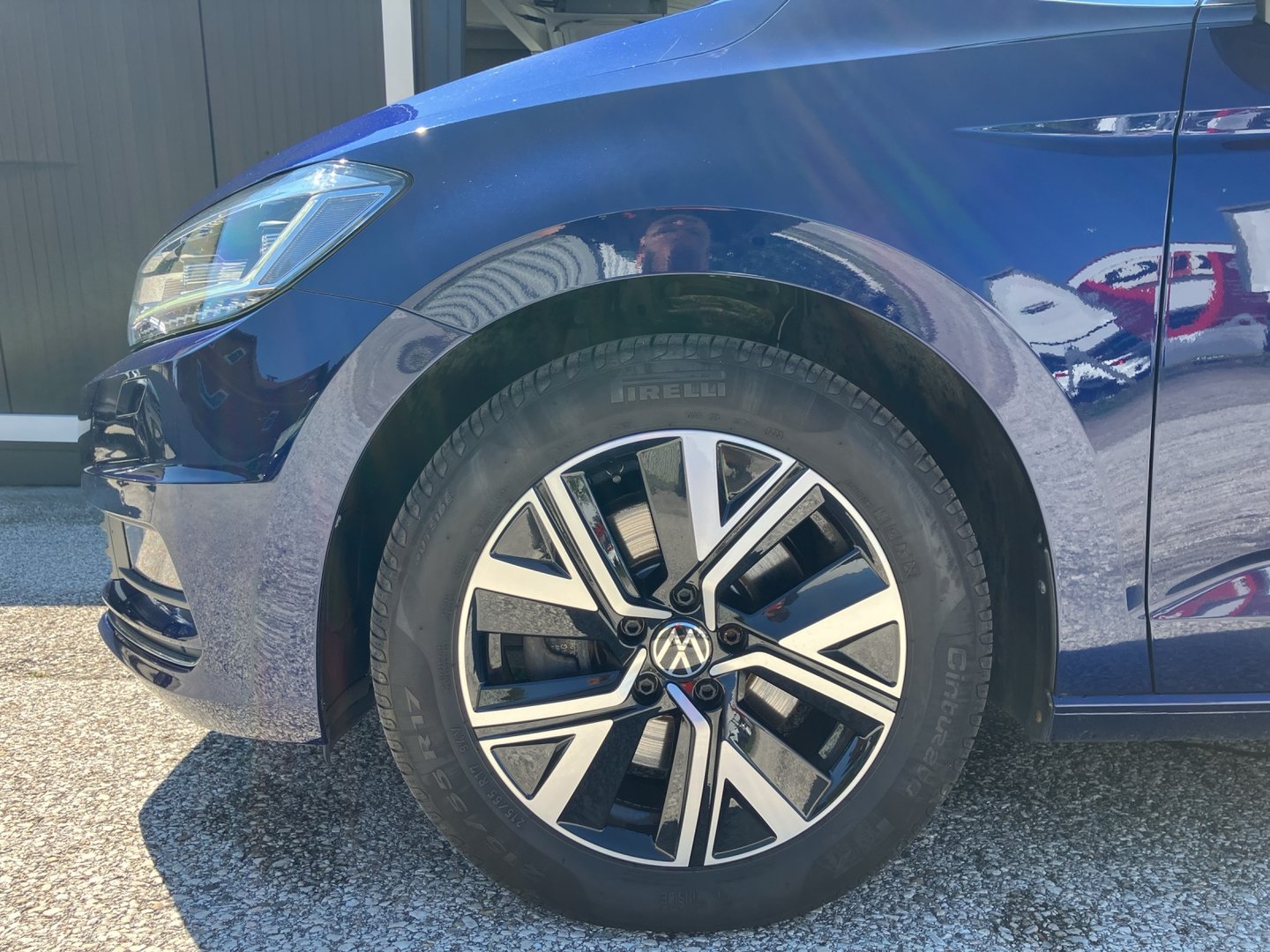 VW Touran Highline TDI DSG | Bild 3 von 17