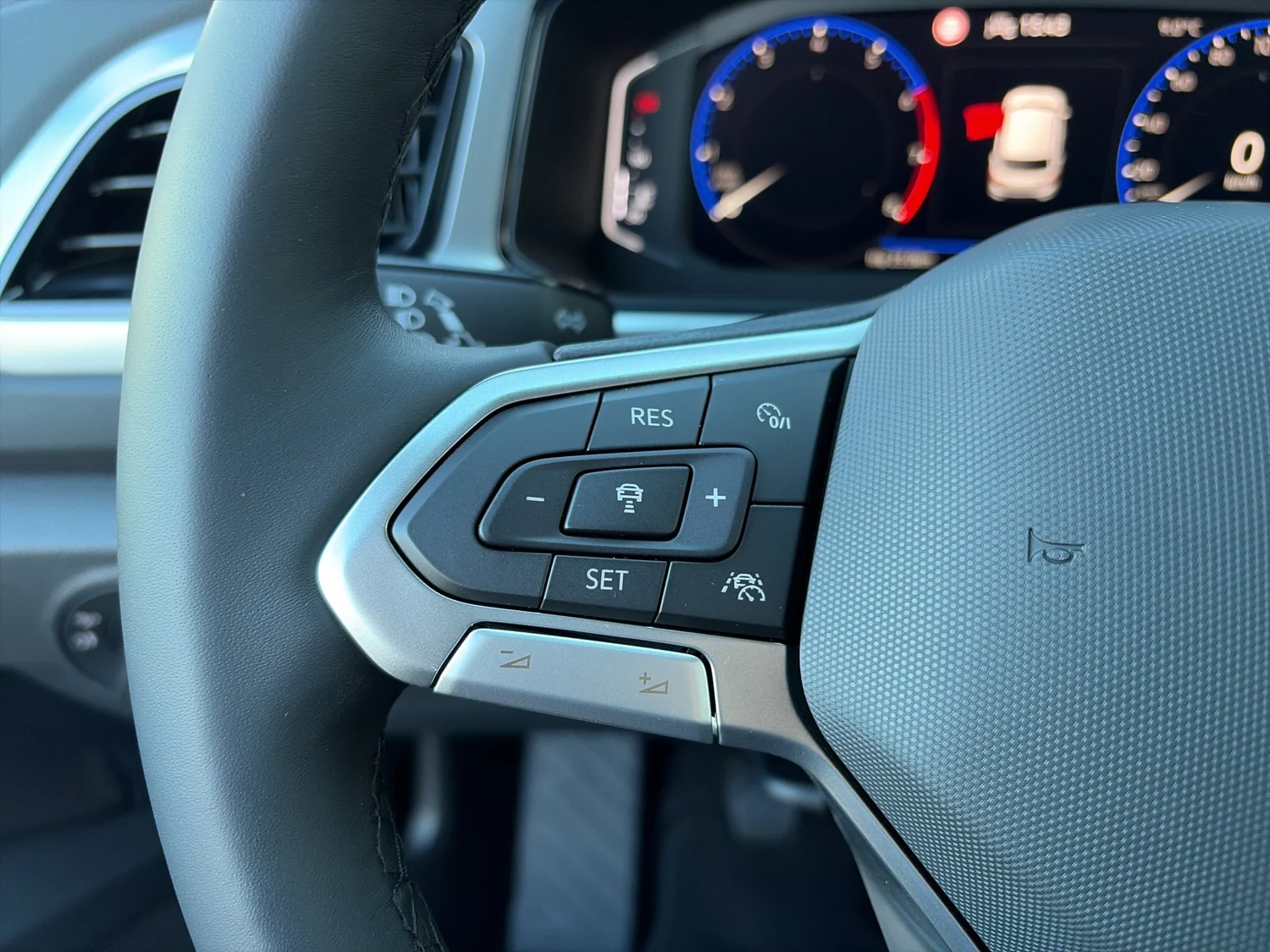 Bild eines VW T-Roc Friends TSI