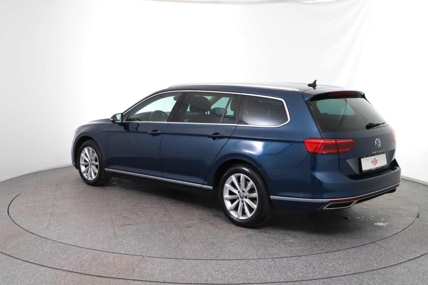 VW Passat Variant Elegance TDI | Bild 3 von 30