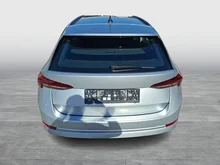 Škoda Octavia Combi 4x4 Ambition TDI DSG in Brillant-Silber Metallic