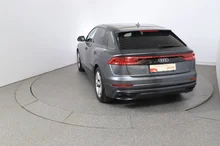 Audi Q8 55 TFSI e quattro in daytonagrau perleffekt