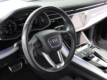Audi Q8 55 TFSI e quattro in daytonagrau perleffekt