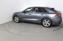 Audi Q8 55 TFSI e quattro in daytonagrau perleffekt