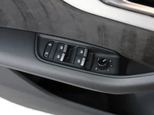 Audi Q8 55 TFSI e quattro in daytonagrau perleffekt