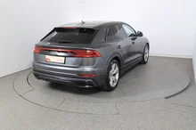 Audi Q8 55 TFSI e quattro in daytonagrau perleffekt