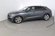 Audi Q8 55 TFSI e quattro in daytonagrau perleffekt