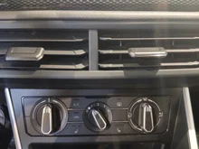 VW Polo 1,0 TSI DSG Life in 2T Deep Black Perleffekt