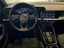Audi A3 Limousine 35 TDI S line exterieur in Navarrablau Metallic