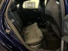 Audi A3 Limousine 35 TDI S line exterieur in Navarrablau Metallic