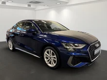 Audi A3 Limousine 35 TDI S line exterieur in Navarrablau Metallic