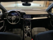 Audi A3 Limousine 35 TDI S line exterieur in Navarrablau Metallic