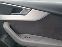 Audi A5 Sportback 3.0 TDI quattro Sport in 2Y Gletscherweiß Metallic