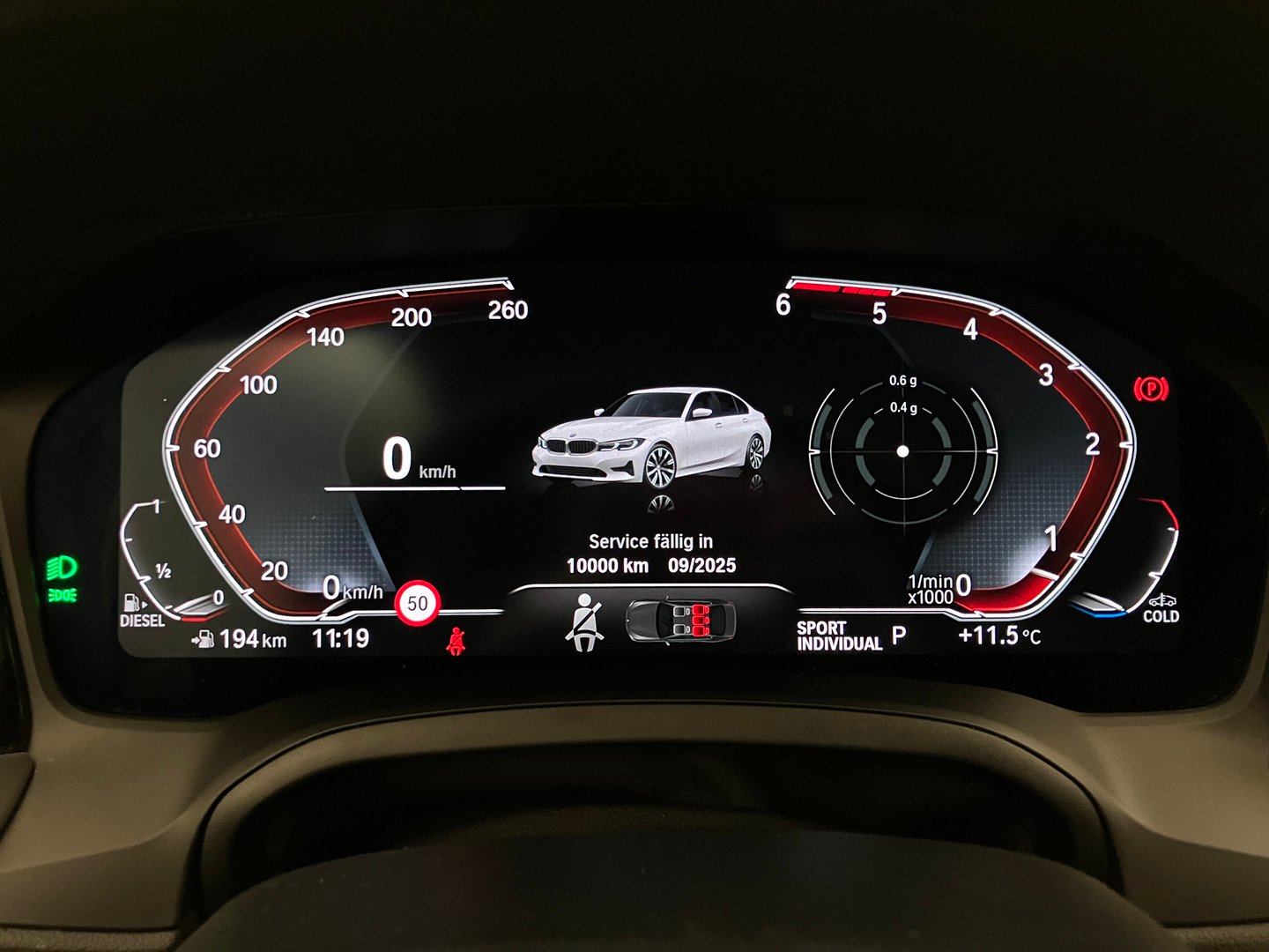 BMW 318d 48 V Aut. | Bild 15 von 31