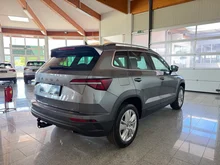 Škoda Karoq Selection TSI DSG ACT in Graphit-Grau Metallic