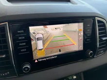 Škoda Karoq Selection TSI DSG ACT in Graphit-Grau Metallic