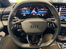 Audi A5 Avant TDI quattro in Mythosschwarz Metallic