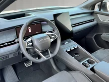 Škoda Peaq Sportline 90x in Graphit-Grau Metallic