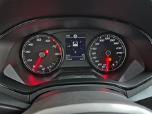 SEAT Arona Xperience 1.0 TSI in Saphir-Blau Metallic